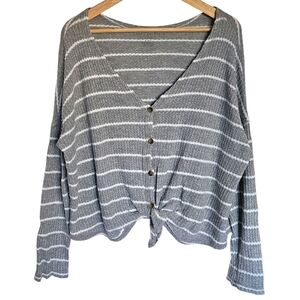 American Eagle oversized gray tie front waffle knit‎ shirt